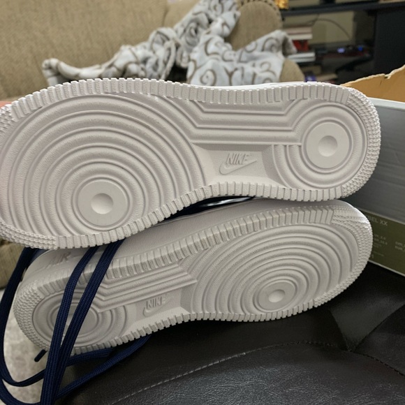 Brand new special edition Air Force 1 xx rebel - Picture 2 of 4